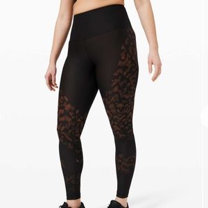 Lululemon Mapped Out High Rise Tight 28" *Camo. Black/Brick. Size 4